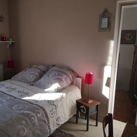 La Colombe Bed & Breakfast Tourrettes Bagian luar foto