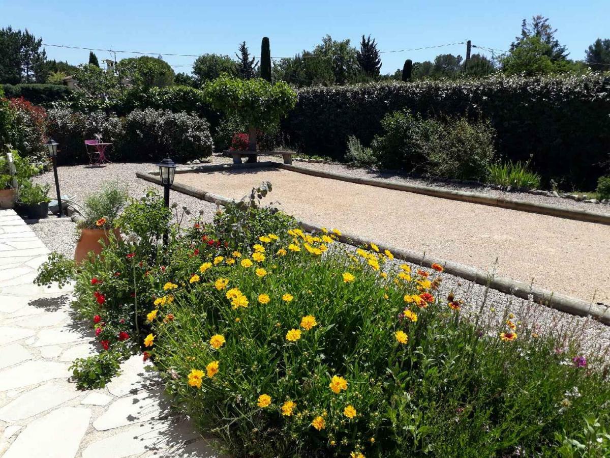 La Colombe Bed & Breakfast Tourrettes Bagian luar foto